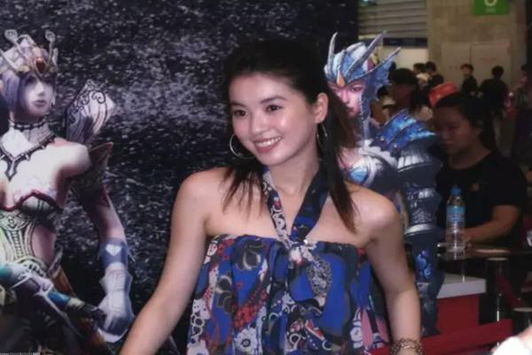 最新卡牌手游排行TOP10_2024年度最热游戏推荐